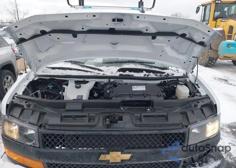 2025 Chevrolet Express Cargo Rwd 2500 Regular Wheelbase Wt z USA, uszkodzony, nr VIN 1GCWGAFP1S1204688